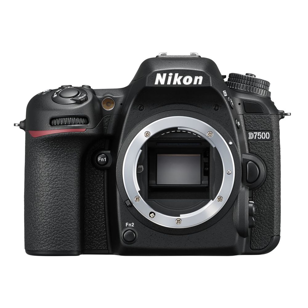Nikon D7500 d'occasion, nu, refiltré 4'Astro pour l'astrophoto ou 4'IR au choix Occasions