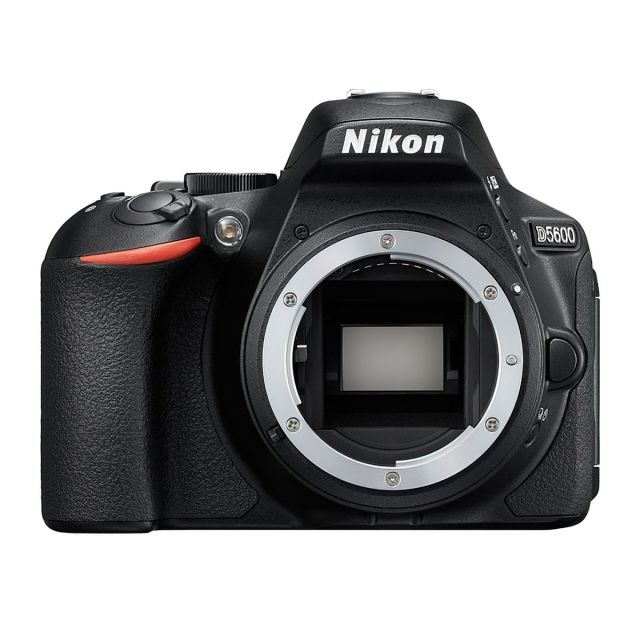 Used Nikon D5600, body only, re-modded with 4'Astro for astrophotography or 4'IR at your choice Second-hand cameras